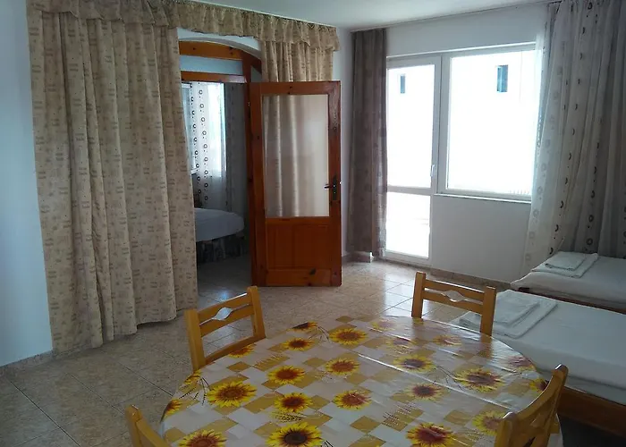 D. Bogdanova Pensionat Obzor