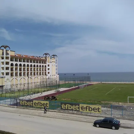 D. Bogdanova ابزور